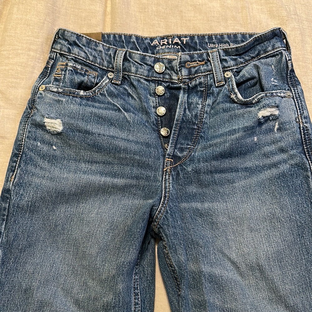 Cute casual Ariat ankle jean